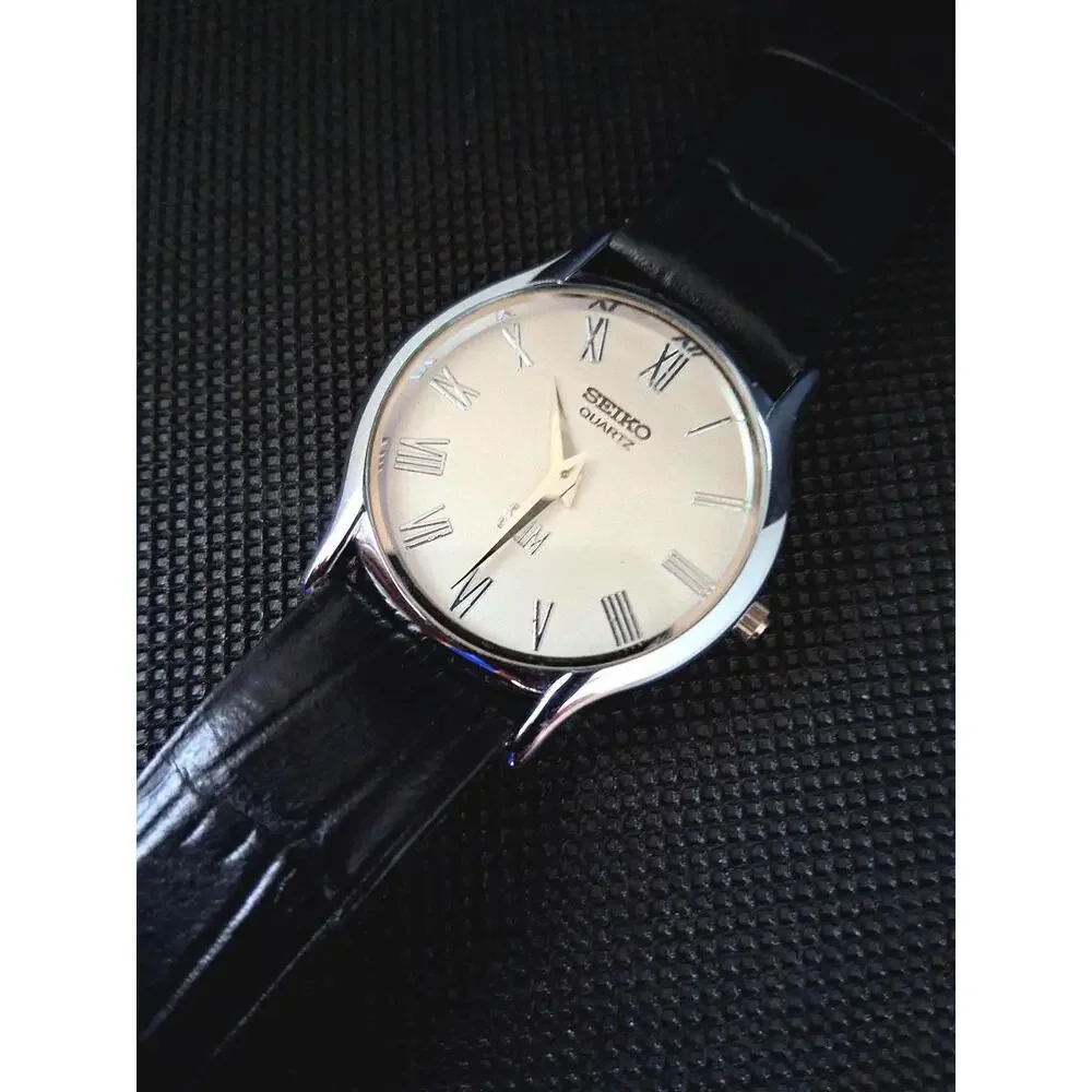 RARE Seiko Super Slim Vintage Men's Leather Dress Watch